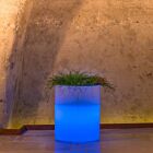 DELPHINUS SVJETLEĆA VAZA 50 h SA VIŠEBOJNIM LED I SOLARNOM BATERIJOM