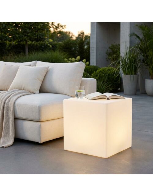INDUS SVETLEČA KOCKA 40 X 40 X 40 Z VEČBARVNO LED IN SOLARNO BATERIJO